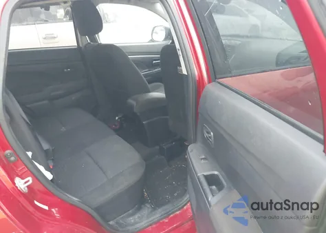 2011 Mitsubishi Outlander Sport Se z USA, uszkodzony, nr VIN JA4AP4AU4BZ008314